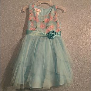 Beautiful Blue Spring dress! Perfect for Easter